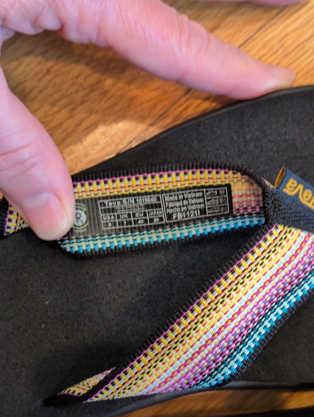 Teva Voya Women's Flip Flops with Antiguous Multicolor Straps 9 - Picture 3 of 8